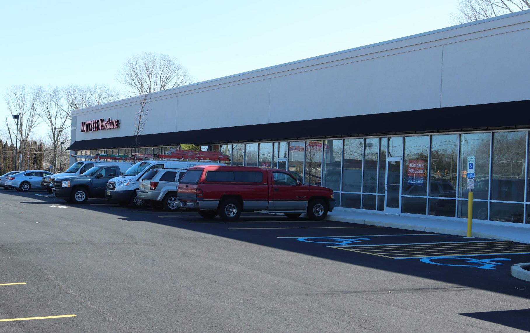 Supercuts and Hand and Stone Massage at the Walmart Plaza